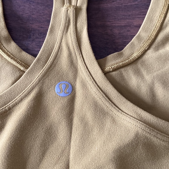 Lululemon bundle. - Picture 4 of 10